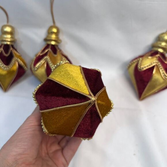 Christmas Ornaments Red & Gold Velvet Set of 4 Holiday Elegant Fancy - Picture 5 of 9